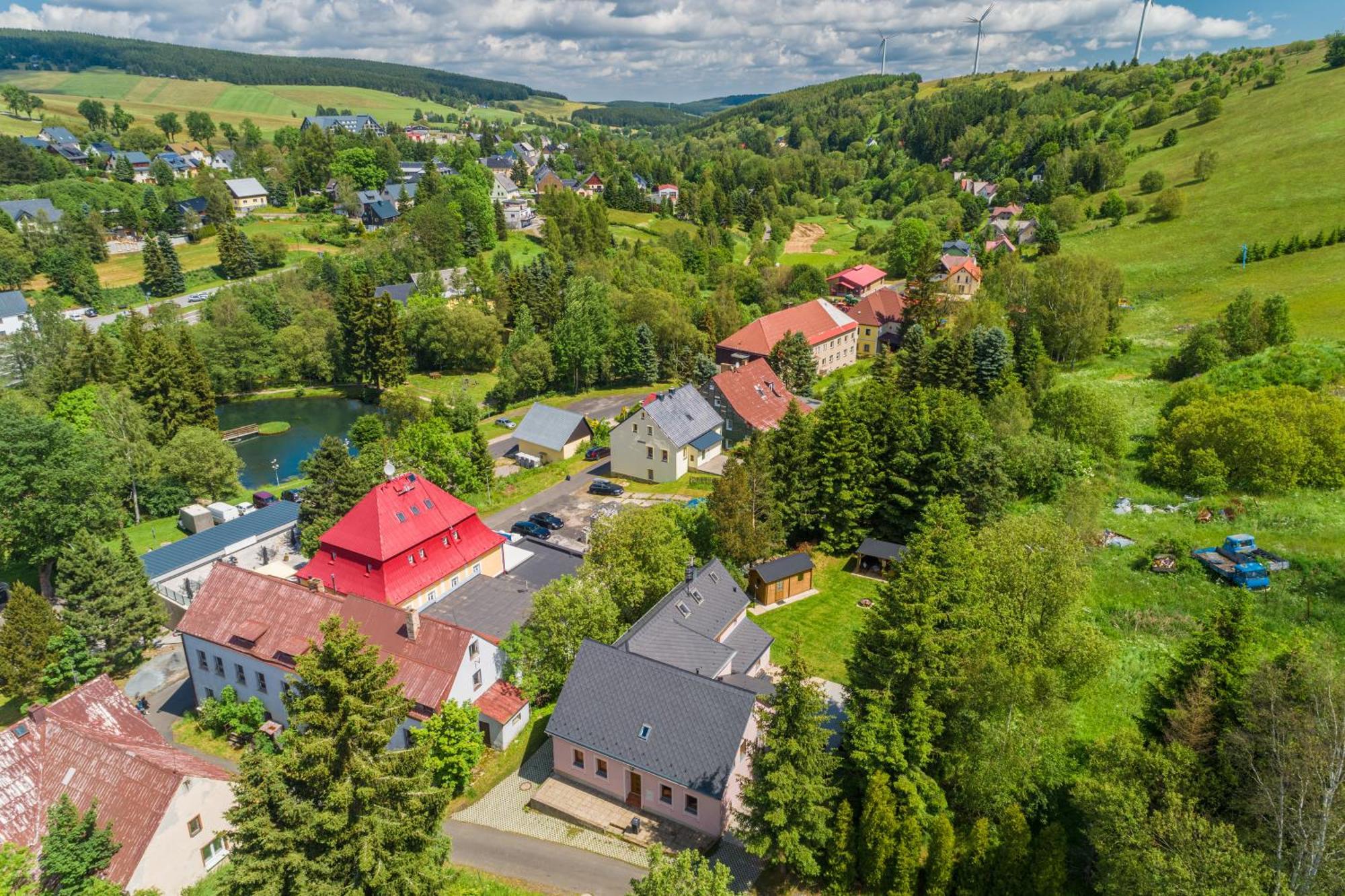 Ruzova Chalupa Pod Klinovcem Loučná pod Klínovcem エクステリア 写真